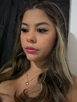 tuckersabrina online show from December 2024 08:45:02 AM