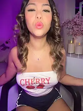 Snapshot of tuckersabrina chatting on February 2026 02:13:01 PM tuckersabrina online show from February 2026 02:13:01 PM