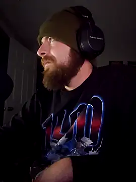 SirYummy18 online show from January 2025 05:31:01 AM