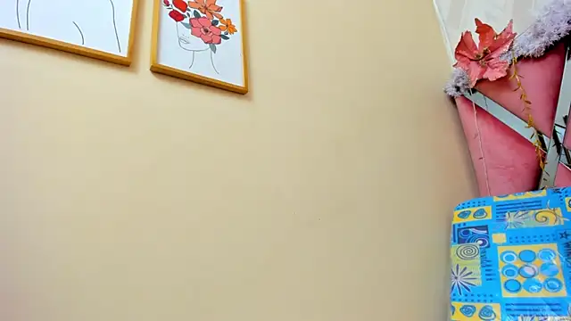 Snapshot of charlotterichardss chatting on December 2024 04:03:02 AM charlotterichardss online show from December 2024 04:03:02 AM