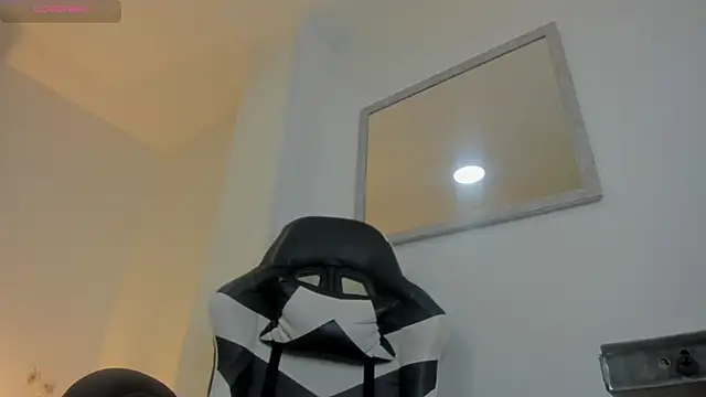 evelin leroy online show from November 2025 12:08:02 PM