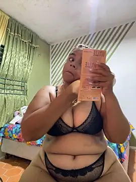 Evabigass online show from October 2025 09:00:02 PM