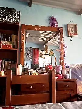 Elvishcassie  online show from March 2026 02:56:01 PM