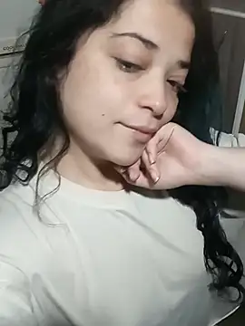 Snapshot of Elvishcassie_ chatting on May 2026 11:28:02 AM Elvishcassie online show from May 2026 11:28:02 AM