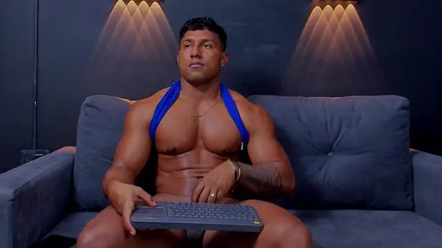 Snapshot of CallumMuscle chatting on February 2025 08:05:01 AM CallumMuscle online show from February 2025 08:05:01 AM