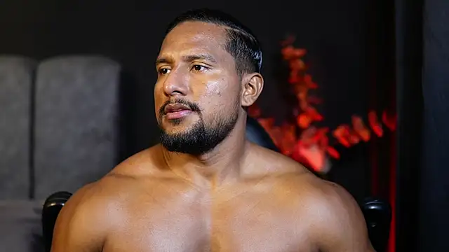 CallumMuscle online show from November 2025 02:13:01 PM