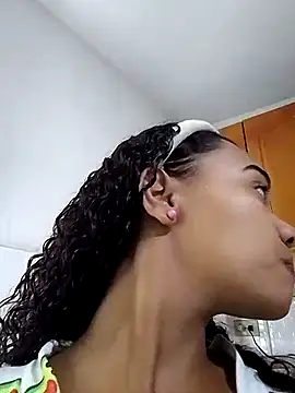 evafoxs online show from December 2024 01:26:01 AM