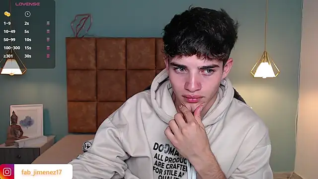 Snapshot of AlejooTwink chatting on January 2025 12:16:02 AM AlejooTwink online show from January 2025 12:16:02 AM