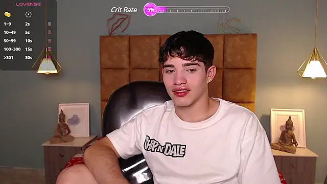 Snapshot of AlejooTwink chatting on January 2025 08:44:01 PM AlejooTwink online show from January 2025 08:44:01 PM