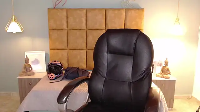Snapshot of AlejooTwink chatting on February 2025 12:43:01 AM AlejooTwink online show from February 2025 12:43:01 AM