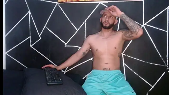 Snapshot of maxXximo777 chatting on December 2024 04:31:02 AM maxXximo777 online show from December 2024 04:31:02 AM