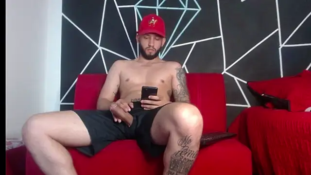 Snapshot of maxXximo777 chatting on December 2024 10:32:02 PM maxXximo777 online show from December 2024 10:32:02 PM