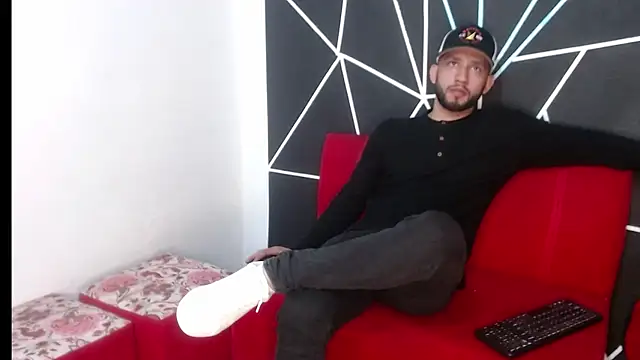 Snapshot of maxXximo777 chatting on January 2025 02:08:01 AM maxXximo777 online show from January 2025 02:08:01 AM