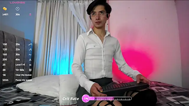 Yellowpokemon23 online show from April 2026 09:31:01 PM