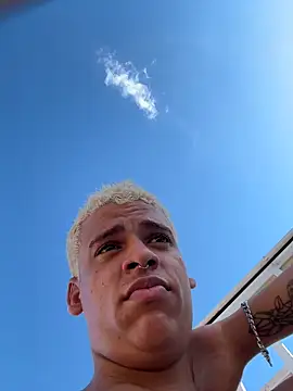 Leo bunny hot online show from November 2025 07:26:01 PM