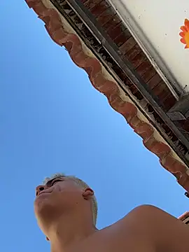 Leo bunny hot online show from April 2026 08:03:02 PM