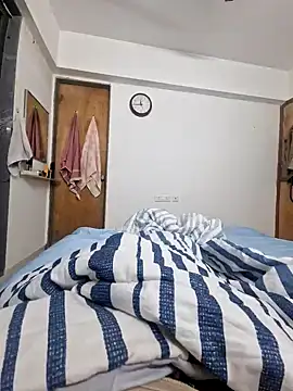 vivanpraj999 online show from February 2025 05:53:02 PM