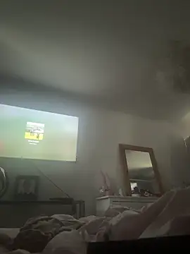 Mia MilesXXX online show from December 2024 01:00:01 PM