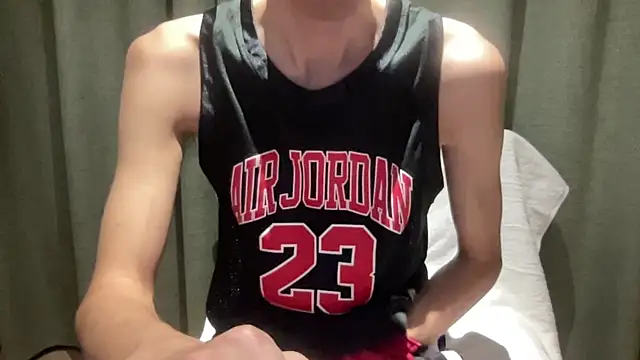 Snapshot of kimkim123123 chatting on February 2025 03:17:01 PM kimkim123123 online show from February 2025 03:17:01 PM