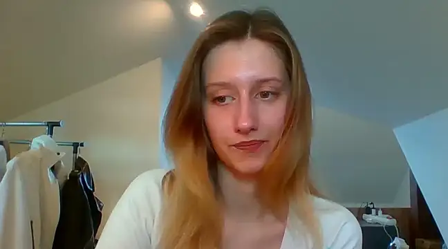 LUNA delight online show from February 2025 08:01:01 AM