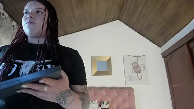 Snapshot of CelessteRedds chatting on December 2025 11:16:02 AM CelessteRedds online show from December 2025 11:16:02 AM