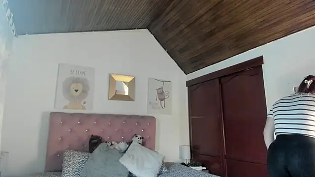 Snapshot of CelessteRedds chatting on January 2026 11:45:02 AM CelessteRedds online show from January 2026 11:45:02 AM