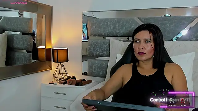 Slut Milf  online show from March 2026 07:21:02 PM