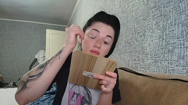 Liana diva online show from February 2026 07:37:02 PM