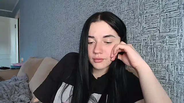 Liana diva online show from March 2026 11:24:01 AM