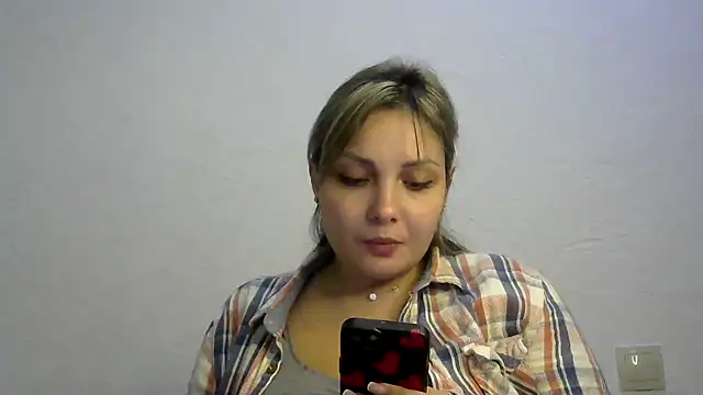 Snapshot of Iskor_ka chatting on December 2024 08:15:01 PM Iskor ka online show from December 2024 08:15:01 PM