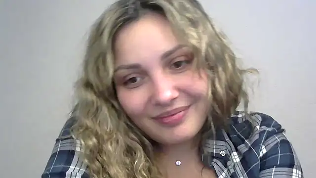 Snapshot of Iskor_ka chatting on January 2025 08:48:01 PM Iskor ka online show from January 2025 08:48:01 PM