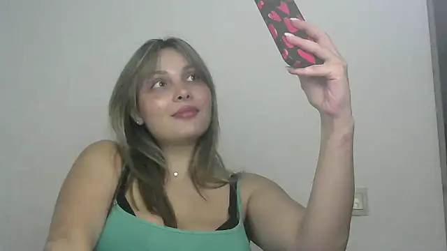 Snapshot of Iskor_ka chatting on January 2025 06:24:02 PM Iskor ka online show from January 2025 06:24:02 PM