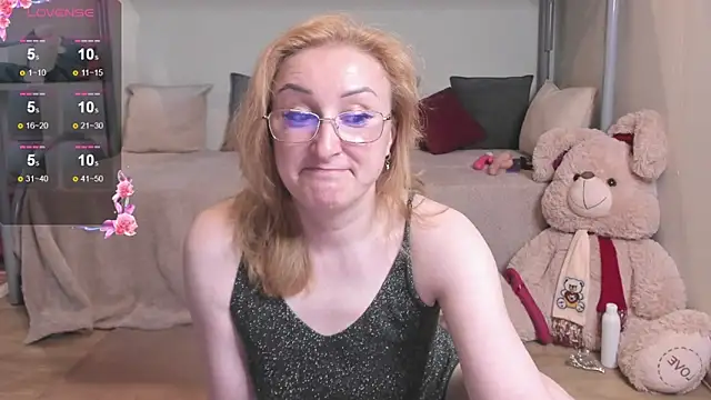 MadissonKiss online show from June 2026 01:28:02 AM