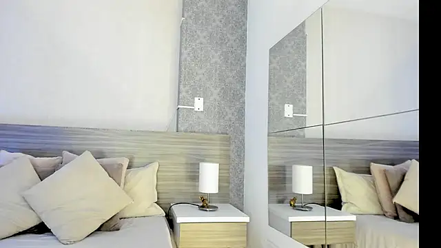 Mistyca online show from September 2025 10:38:02 AM