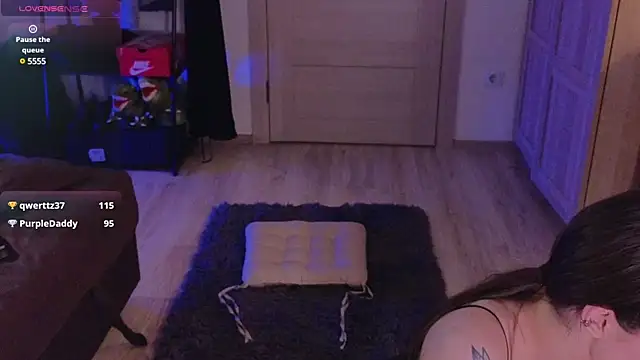 Snapshot of Space_X_Roxy_ chatting on December 2024 11:04:01 PM Space X Roxy  online show from December 2024 11:04:01 PM