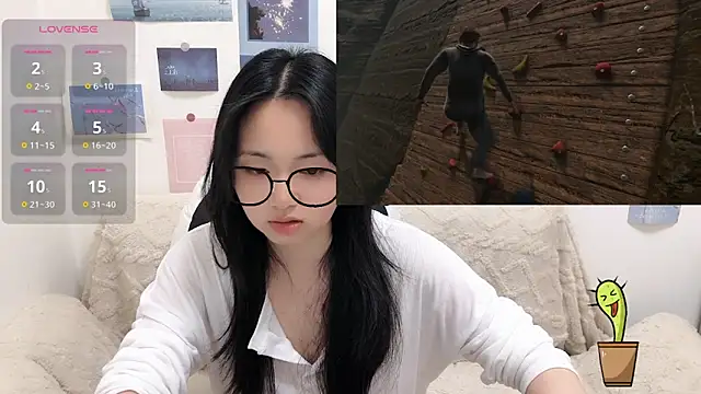 Snapshot of LiLiYbaby chatting on March 2026 06:30:01 AM LiLiYbaby online show from March 2026 06:30:01 AM