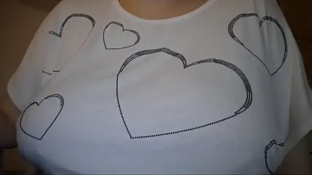 AalinnaK online show from January 2026 09:20:01 PM