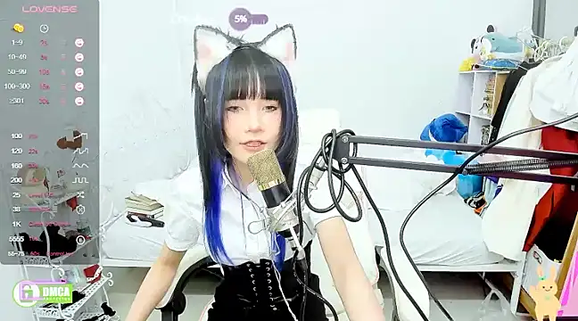 Snapshot of RassieRaph chatting on December 2024 06:21:01 PM RassieRaph online show from December 2024 06:21:01 PM