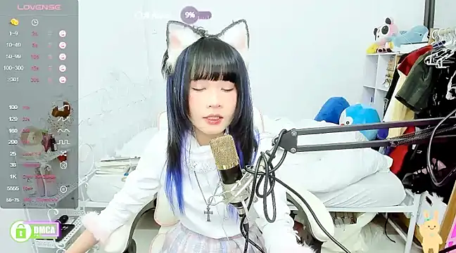 Snapshot of RassieRaph chatting on December 2024 09:50:01 PM RassieRaph online show from December 2024 09:50:01 PM