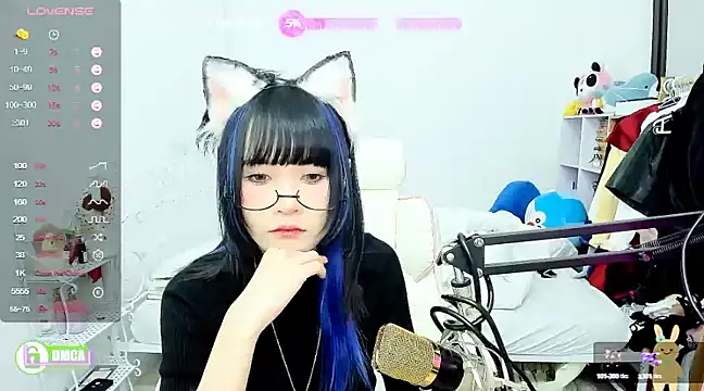 Snapshot of RassieRaph chatting on December 2024 08:54:01 PM RassieRaph online show from December 2024 08:54:01 PM