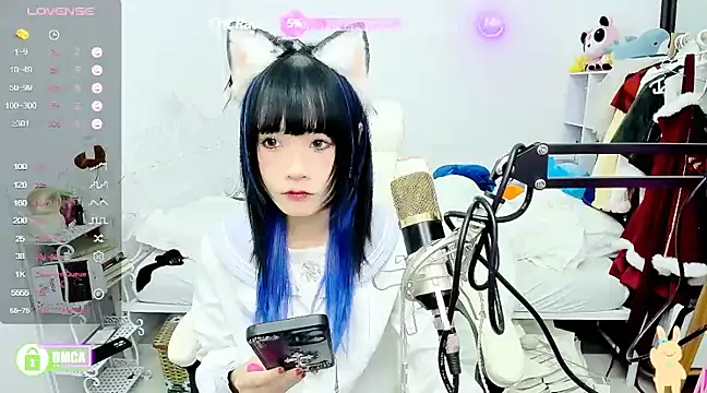 Snapshot of RassieRaph chatting on December 2024 11:03:01 PM RassieRaph online show from December 2024 11:03:01 PM