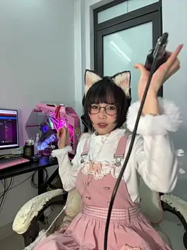 Snapshot of RassieRaph chatting on January 2026 06:00:02 PM RassieRaph online show from January 2026 06:00:02 PM