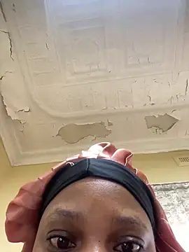 Snapshot of BeautyAuroa chatting on February 2025 08:26:01 PM BeautyAuroa online show from February 2025 08:26:01 PM