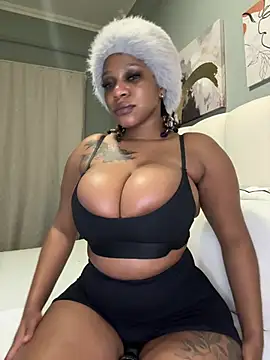 BeautyAuroa online show from April 2026 05:43:01 PM