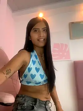 Snapshot of _18_laura chatting on November 2025 03:49:02 AM 18 laura online show from November 2025 03:49:02 AM