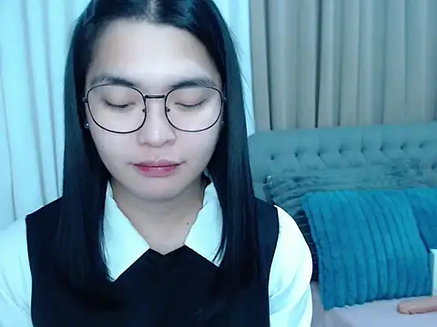 Snapshot of zhaviahale21 chatting on November 2025 10:37:02 AM zhaviahale21 online show from November 2025 10:37:02 AM
