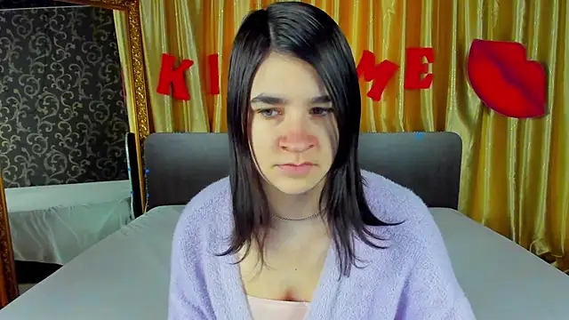  Polly Love  online show from February 2026 07:15:01 AM