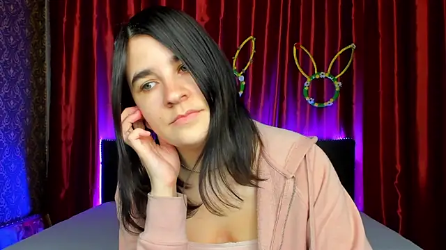  Polly Love  online show from April 2026 07:56:01 AM