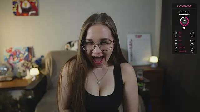 Miatiny online show from October 2025 04:16:01 PM