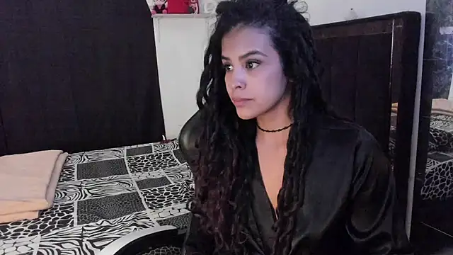 Snapshot of Moon_Sammy chatting on June 2026 02:17:02 PM Moon Sammy online show from June 2026 02:17:02 PM